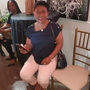 Meet your Posher, Rebecca